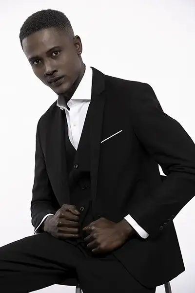 Book fotografico modello Milano - elegante studio composit agenzie