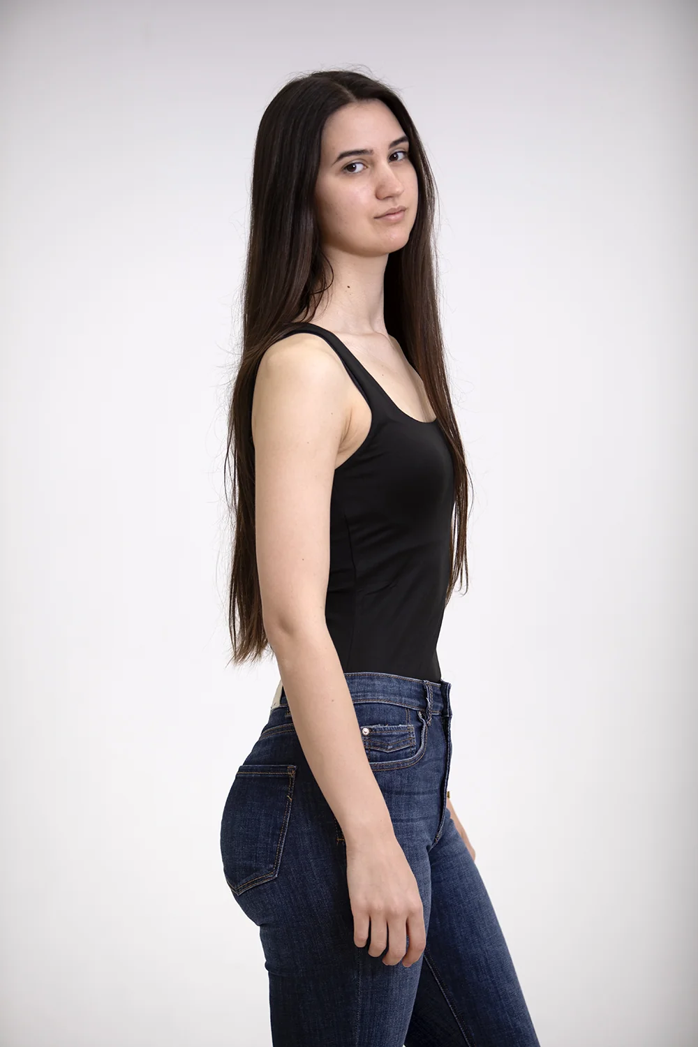 Polaroid modelle Milano tre quarti laterale posa casting moda
