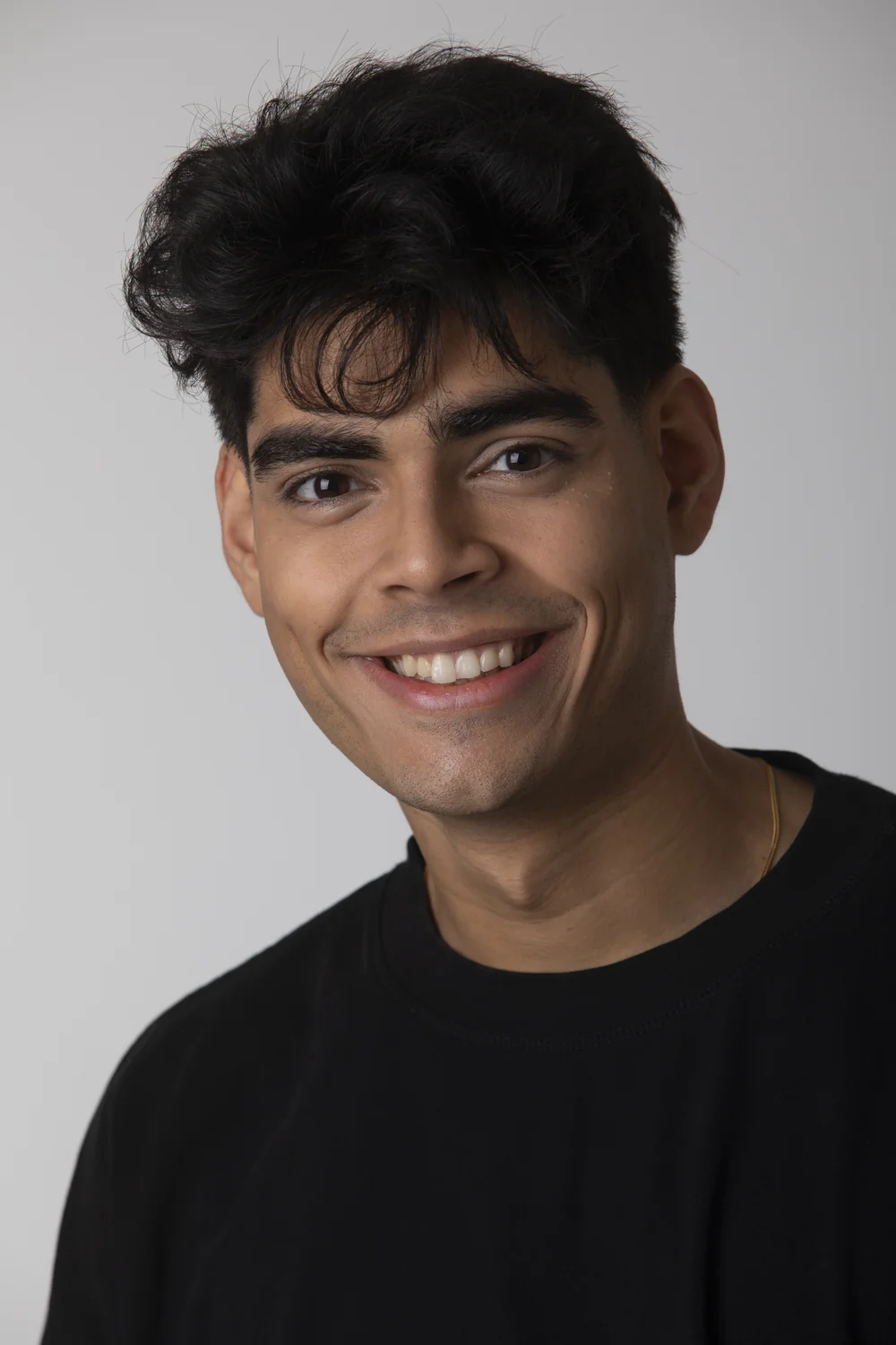 Polaroid modelli Milano ritratto sorriso uomo giovane per casting moda